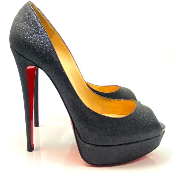 Louboutin Lady Peep Louboutin Under Red Nail Polish ?❤️‍?SPRING